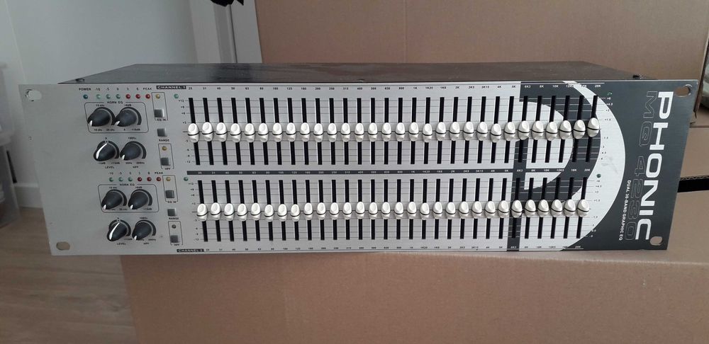 EQ Grafico Phonic MQ 4230 Dual 30band  Graphic EQ