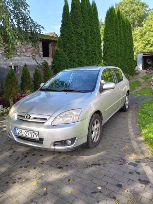 Samochód osobowy Toyota Corolla