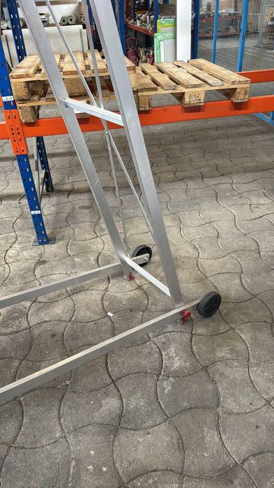 Escada Profissional de alumínio 8 degraus