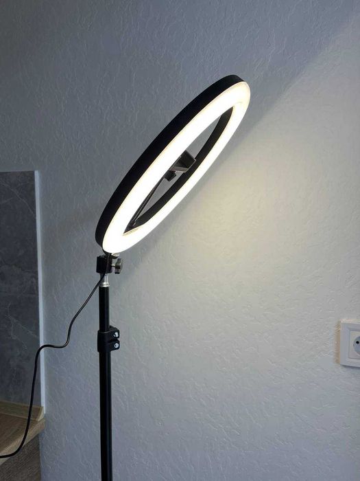 Кільцева LED ЛАМПА + ШТАТИВ на 2 метри! Повний набір блогера! Яскрава.