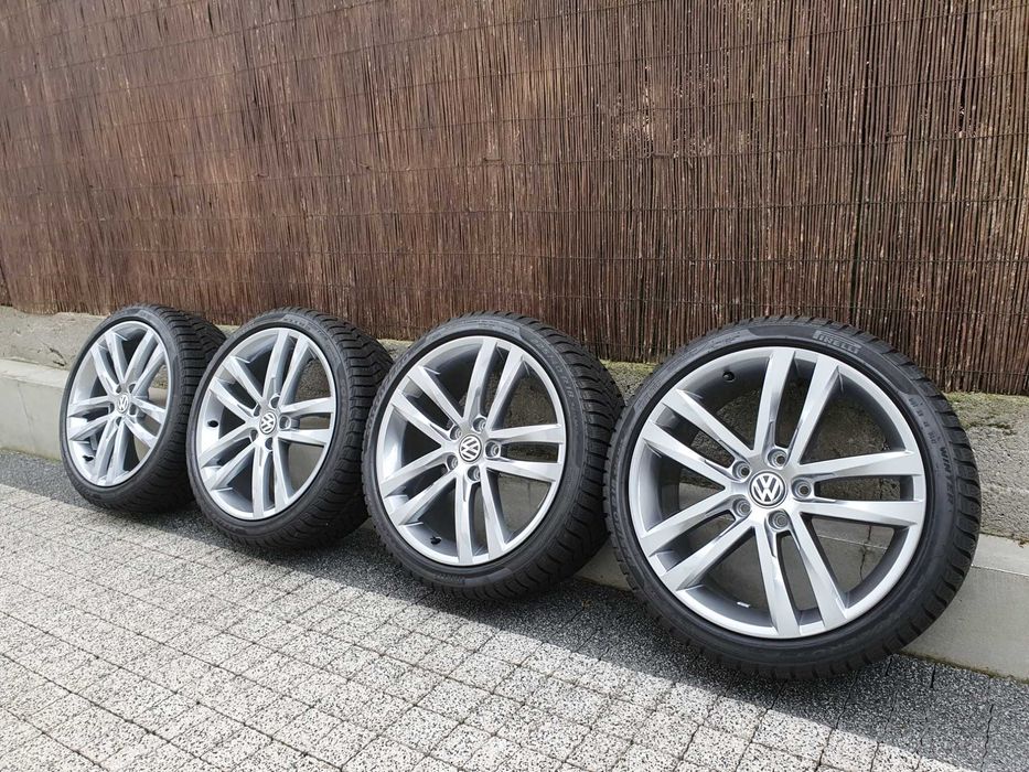 4x Oryginalne koła 18-stki VW Golf VII 225/40/18 Pirelli 7,5mm 2019r.