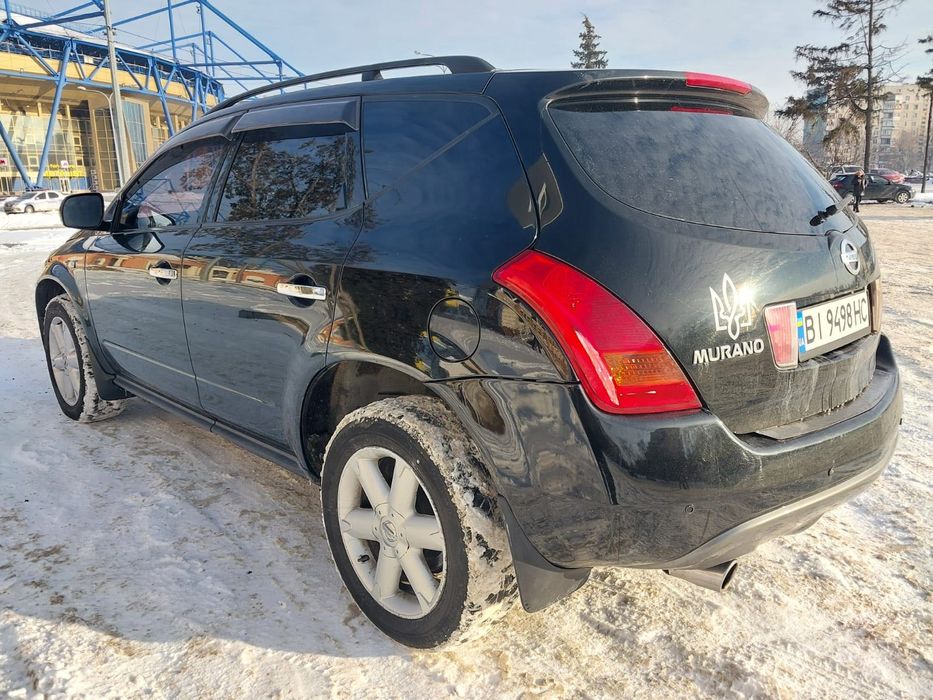 Автомобіль Nissan