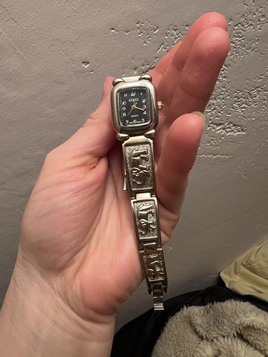 Вінтажний годинник Gucci