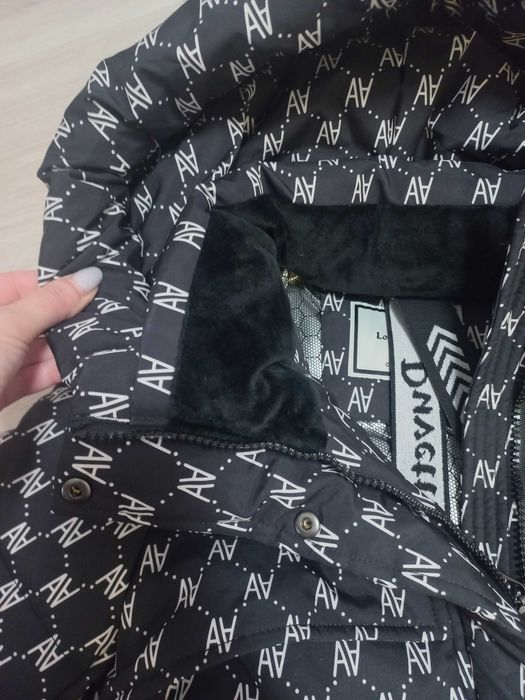 Продам куртку зима