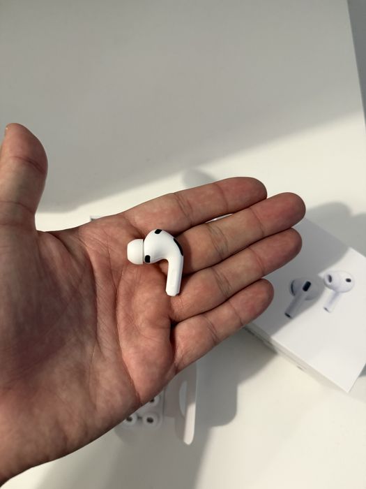 Apple AirPods Pro 3