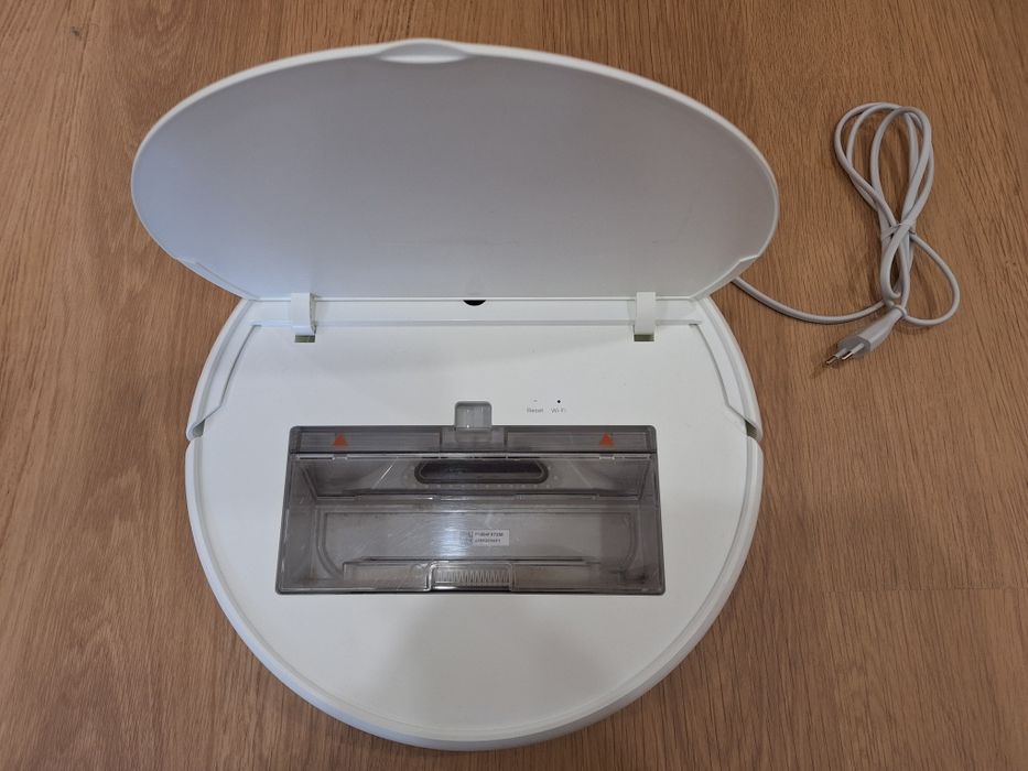 Xiaomi Mi Vacuum-Mop (Para Peças) ->2 Filtros e 3 escovas novos