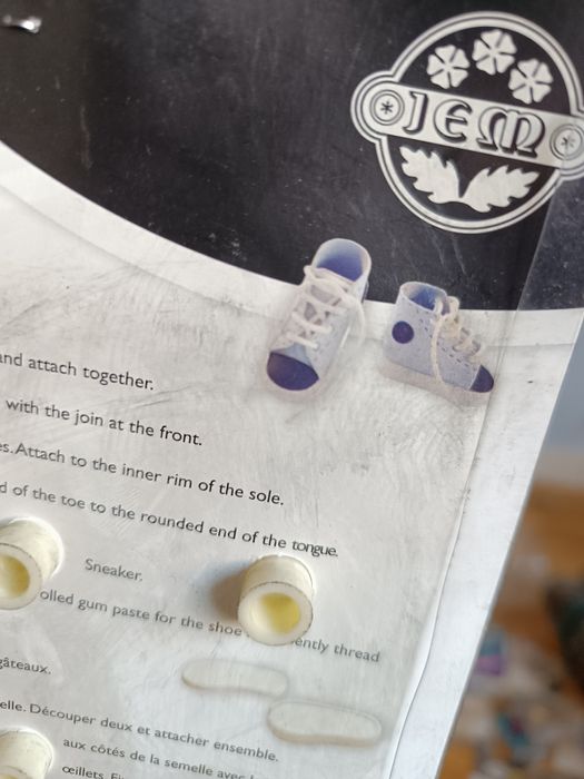 Molde para Sapatos de Bebé – Ideal para Fondant, Porcelana Fria