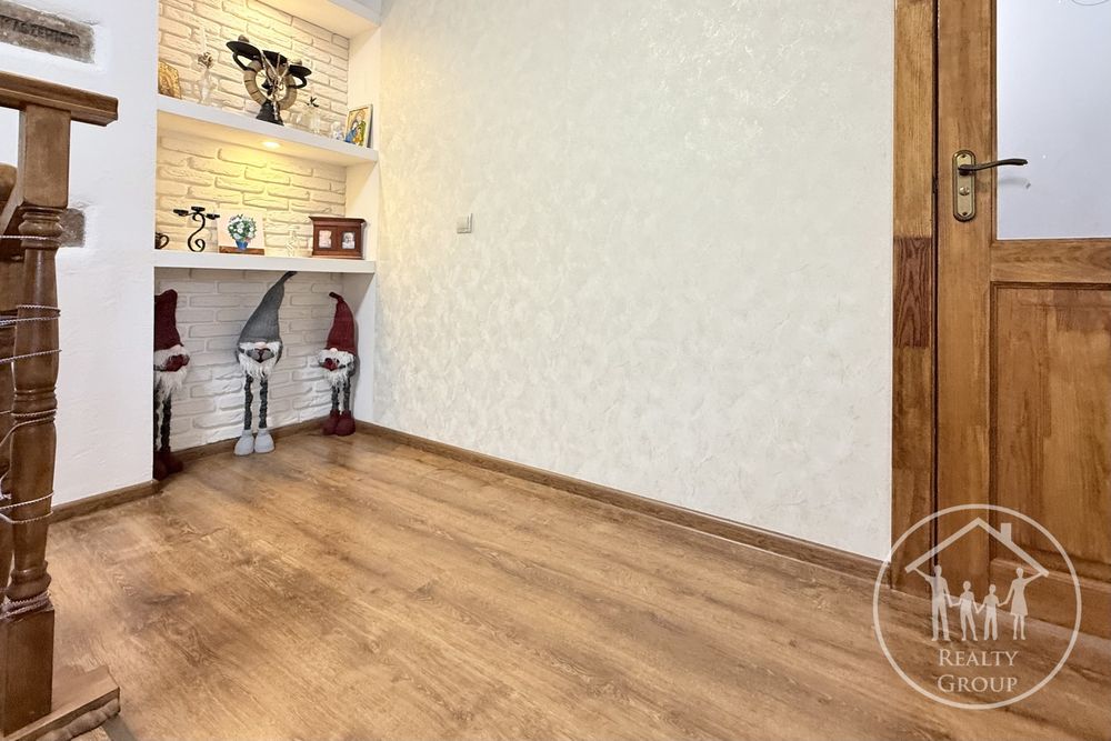 Продам будинок в ближньому центрі!Високий замок!Знесіння!