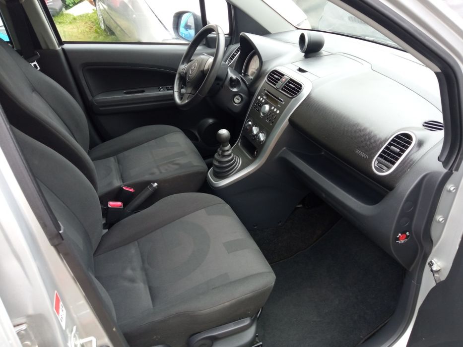 Opel Agila klimatyzacja niski przebieg  114 tys