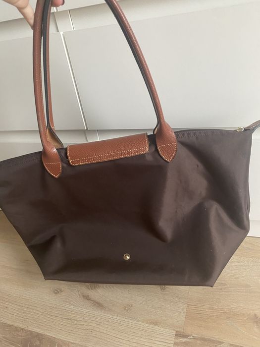 Longchamp cor chocolate tamanho M