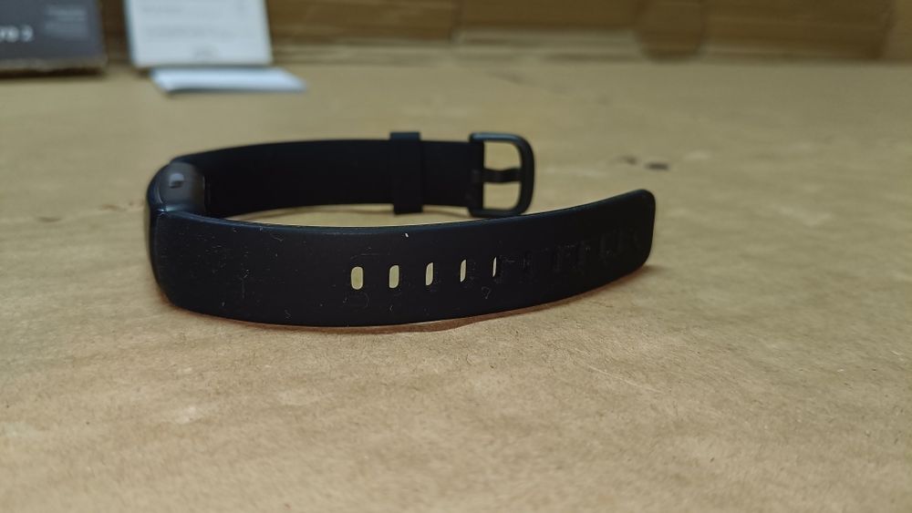 Fitbit Inspire 2 - tracker zdrowia i aktywności fizycznej
