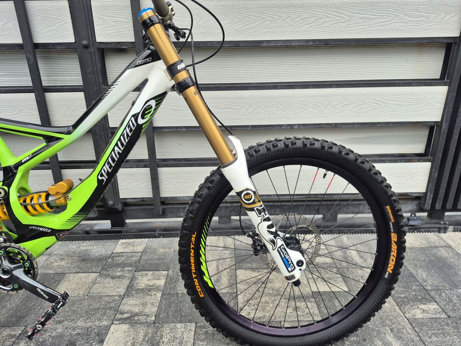 Specialized Demo 8