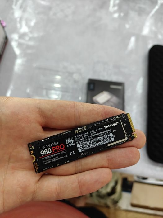 samsung 980 pro 2tb - купити комплектуючі для ПК - Ціна на OLX.ua