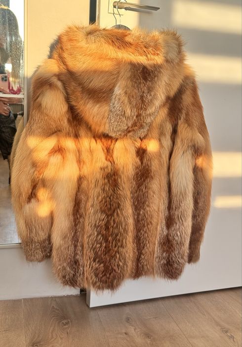 Шуба (напівшубок) з лисиці (натуральна)