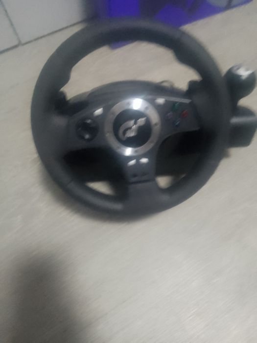 Продам ігровий руль Logitech Driving Force GT PRO