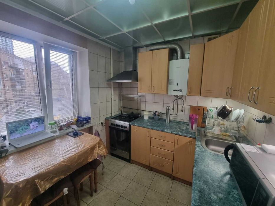 2.5% комісія,продам 2 кім кв. вул. Зоологічна 4 а на Лук"янівці