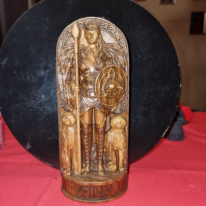 Фрея ручная работа