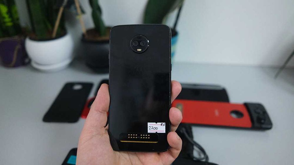Motorola Motorola Moto Z3 Без  Асортимент Moto mods