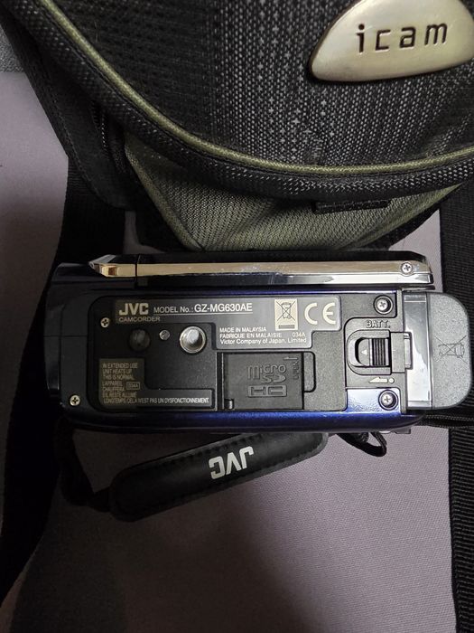 Kamera JVC Evario GZ-MG630