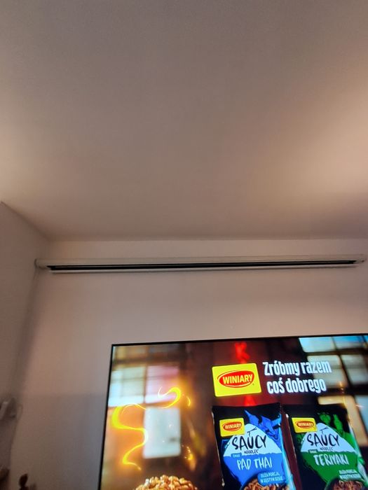 Projektor accer i ekran .