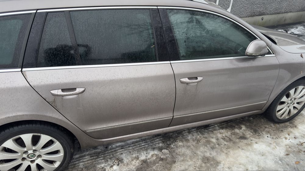 Двери 9888 Skoda Superb 2 2008- Двері Суперб 2