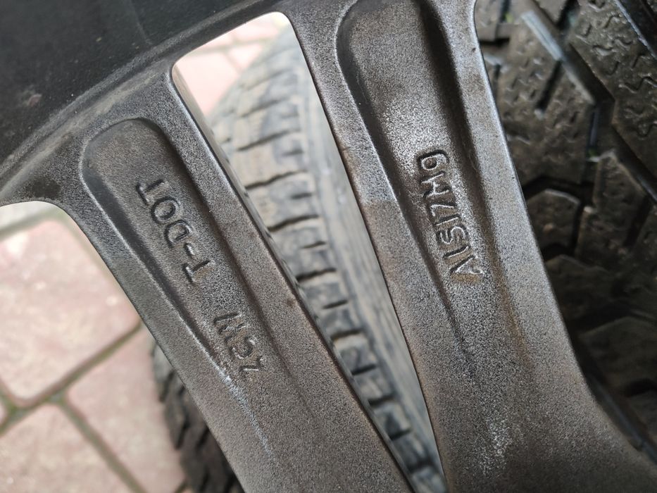 Продам комплект коліс