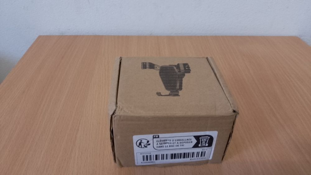 Uchwyt samochodowy na smartfona