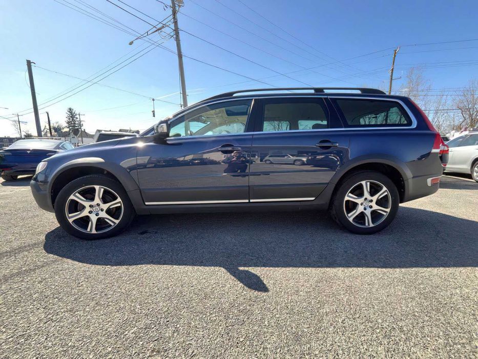 Volvo XC70 T6      2015