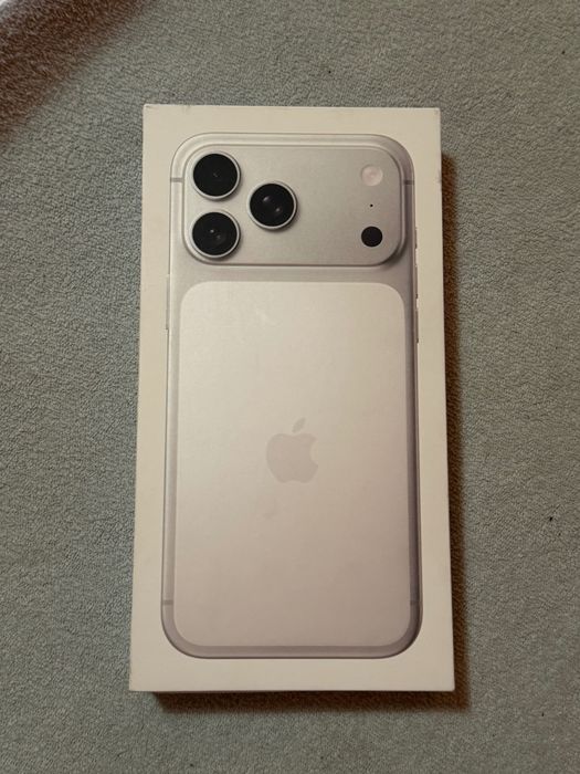 iPhone 17 pro max 512gb