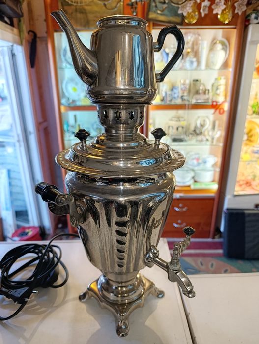 Kolekcjonerski samowar na herbatę