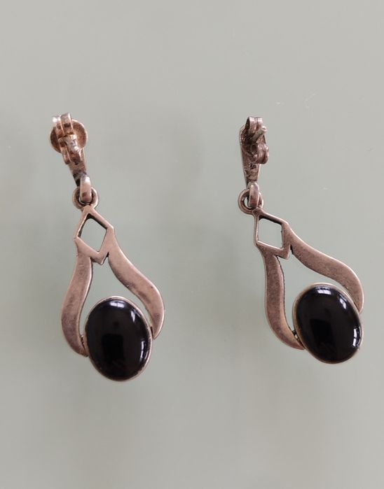 lindos brincos de prata e pedras.pedra reversível. preta (ónix) ou bra