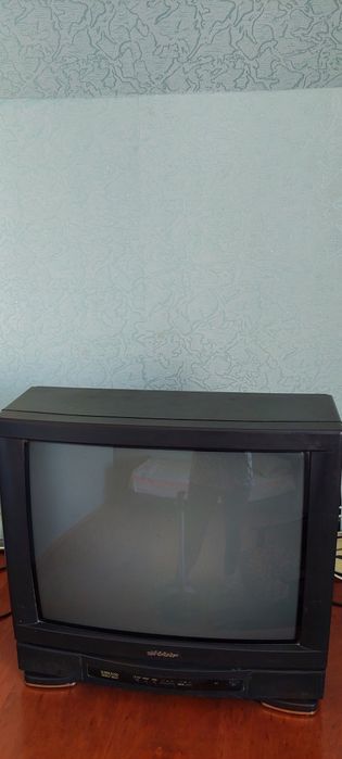 Продам телевизор