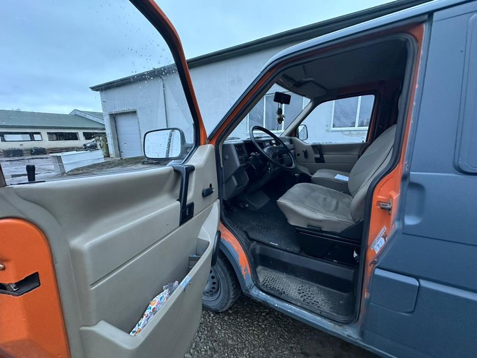 Volkswagen Transporter