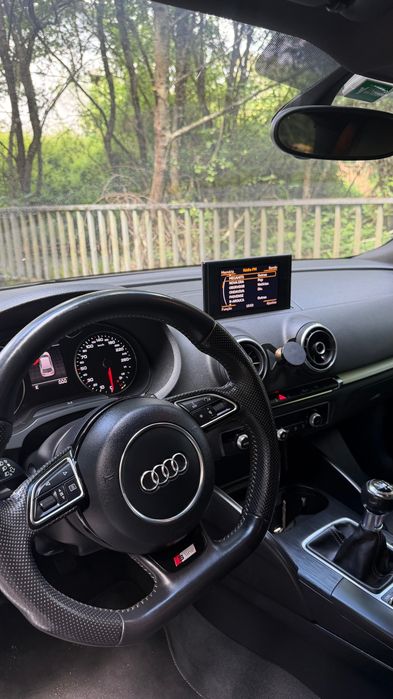 (Reservado) Audi A3 S-Line 2.0 TDI 150cv |Distribuição Nova | Garantia | Impecável