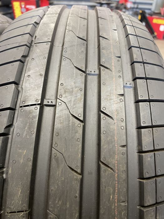 Opona 235/55/19 HANKOOK 2 szt.