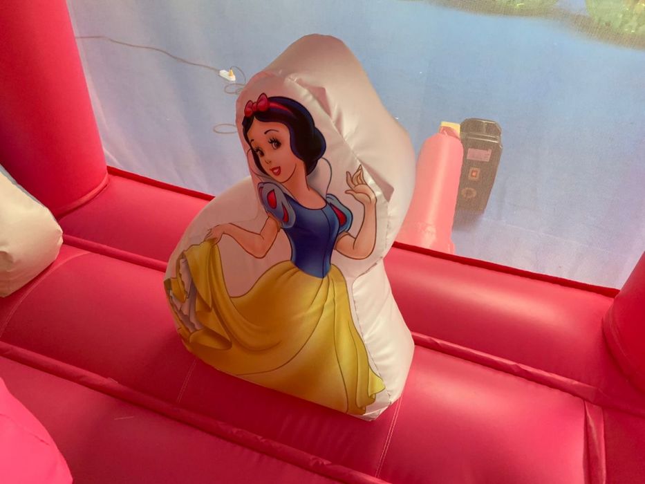 Insuflavel das Princesas