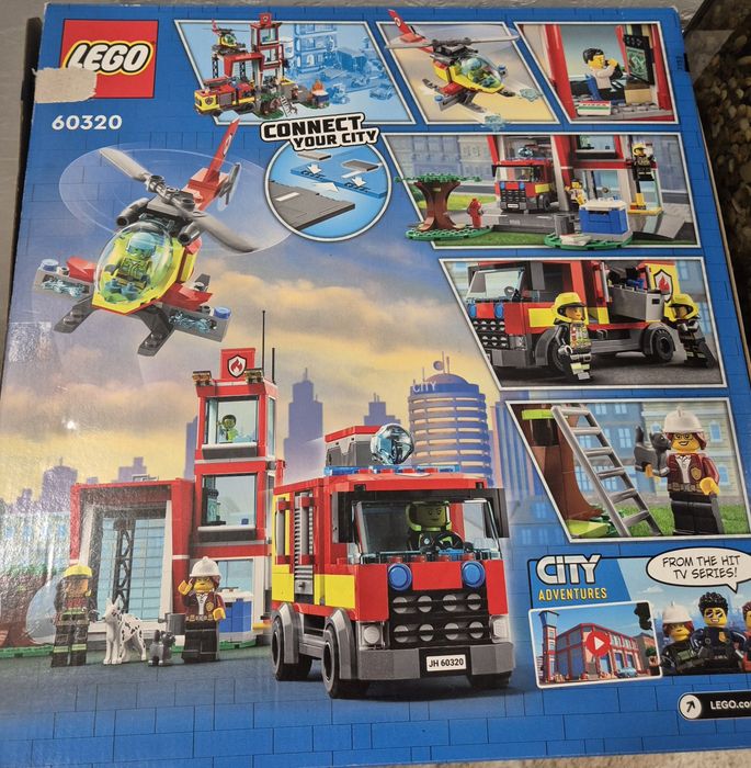 Lego remiza strażacka nr 60320 wiek 6+