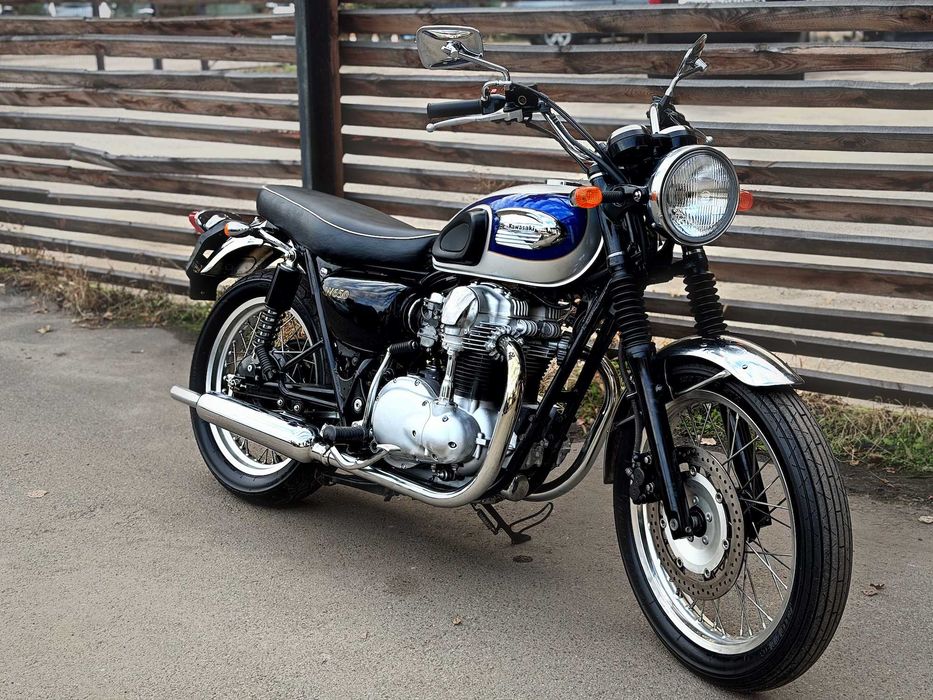 Kawasaki W650 2000 року, 1,3 тис. км пробігу