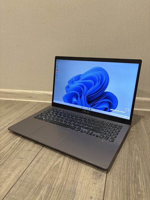 Сучсний ноутбук Asus. 12Gb DDR4. Ryzen 3, Kingston Nvme 256Gb.
