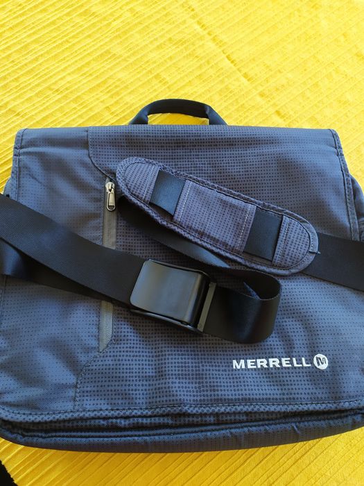 Mala da Merrell para portátil