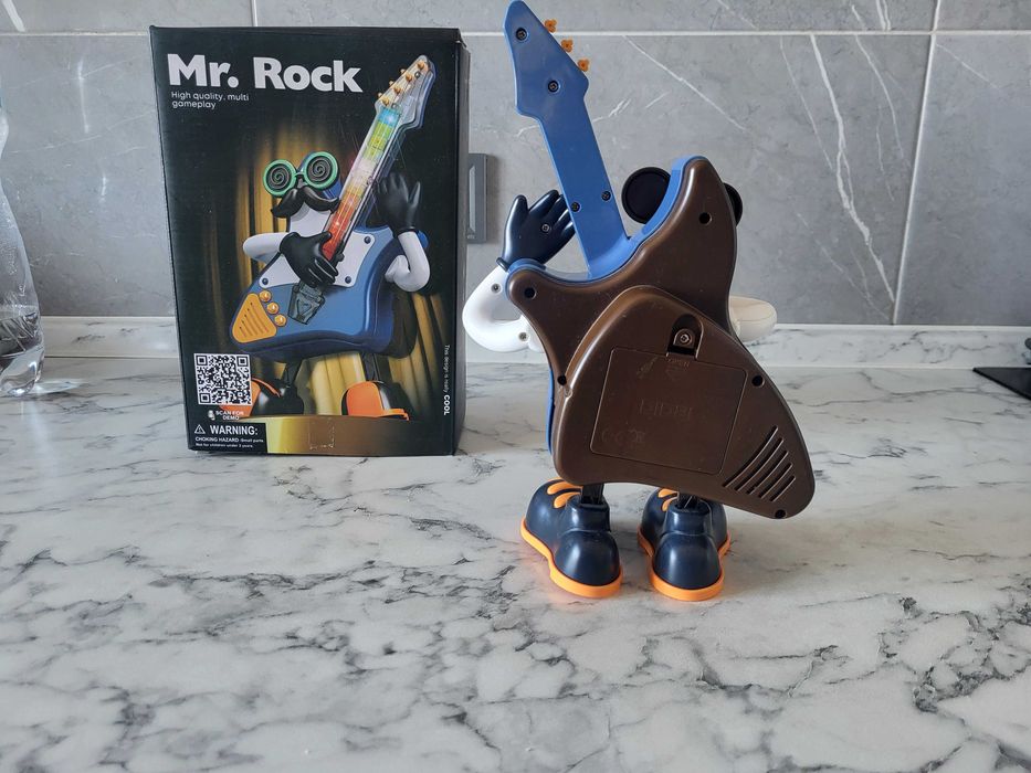 Танцующая игрушка Гитара, от батареек, 25,5см Electric Dancing Robot