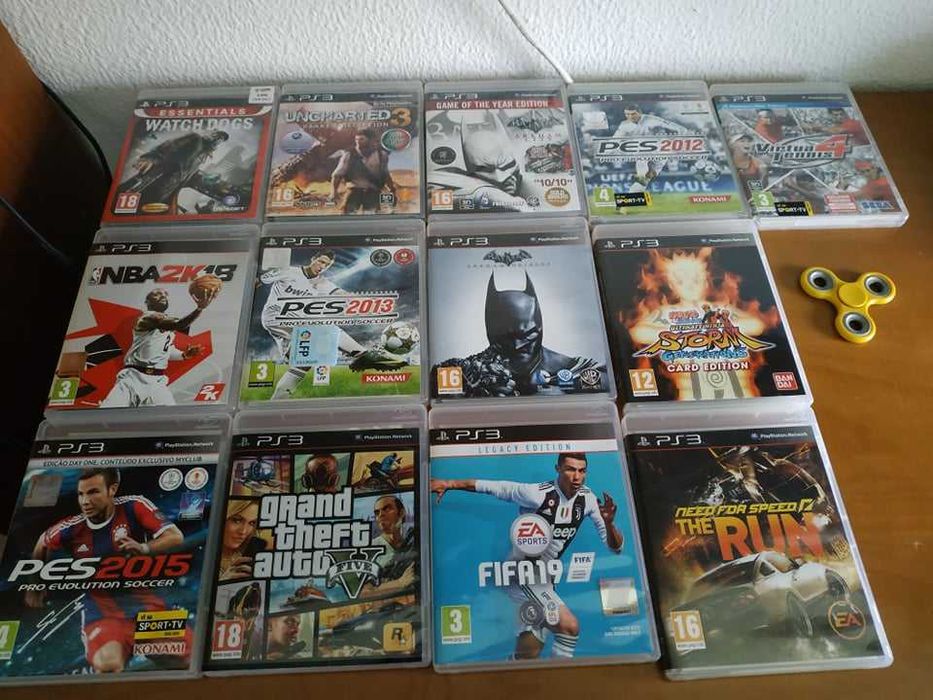 Playstation 3 Slim 500GB + 2 Comandos + Oferta de 12 JOGOS! (c/ GTA 5)