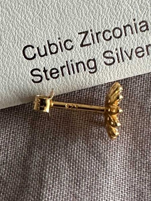 Kolczyki stokrotki Rachel Zoe