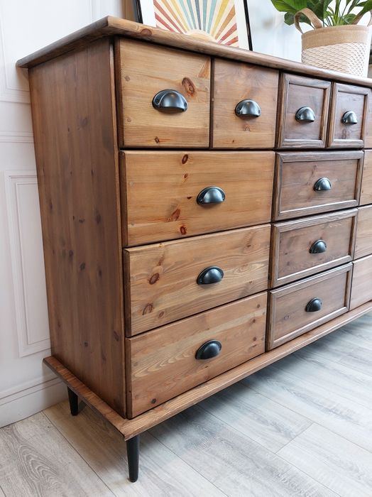 Duża drewniana komoda biblioteczna apteczna