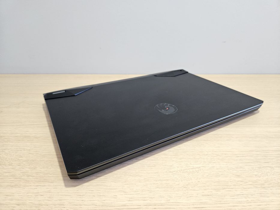 Portatil gaming MSI Alpha 17 AMD Ryzen 9 7945HX/32GB/1TB SSD/RTX 4060