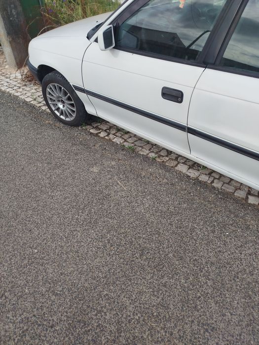 Vendo Opel Astra ou para peças