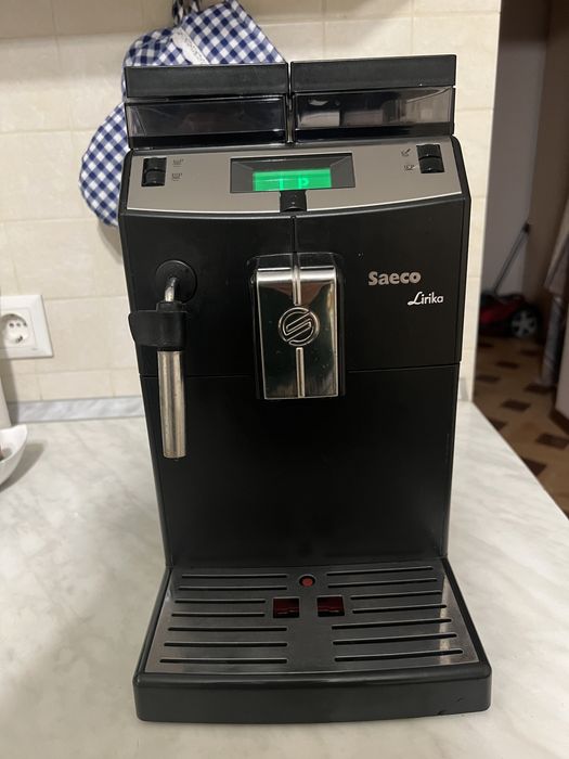 Кавова машина Saeco Ліріка