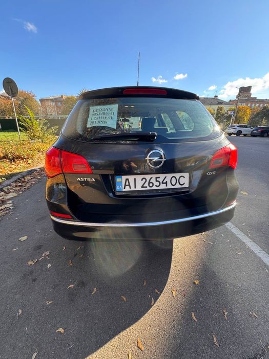 Opel Astra J 2013