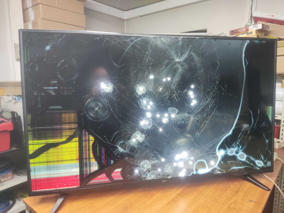 Tv Q.Bell QT50WX73 "placas"