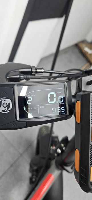 Bicicleta eletrica COMO NOVA